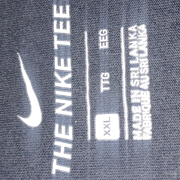 Nike tank top - Picture 2 of 3